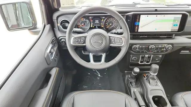 2026 Jeep Wrangler 4-Door Sahara 4x4