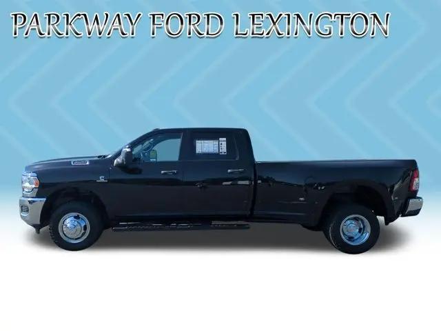2024 Ram 3500 Tradesman Crew Cab 4x4 8' Box