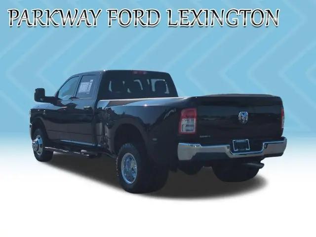 2024 Ram 3500 Tradesman Crew Cab 4x4 8' Box