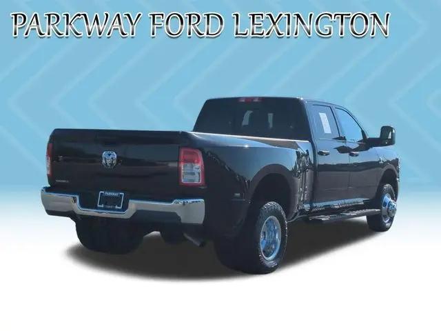 2024 Ram 3500 Tradesman Crew Cab 4x4 8' Box