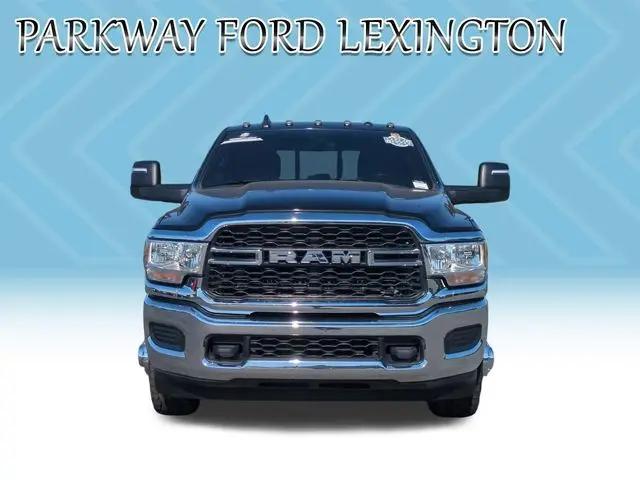2024 Ram 3500 Tradesman Crew Cab 4x4 8' Box