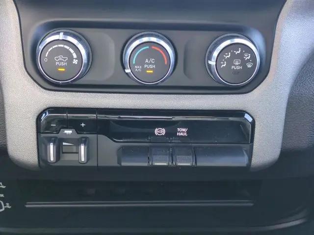 2024 Ram 3500 Tradesman Crew Cab 4x4 8' Box