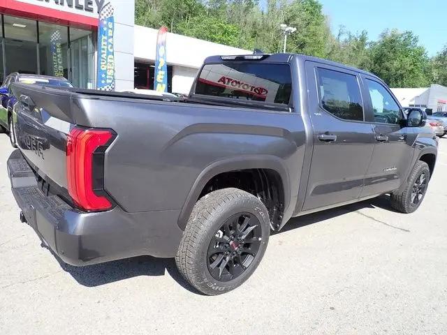 2026 Toyota Tundra SR5 CrewMax 5.5' Bed