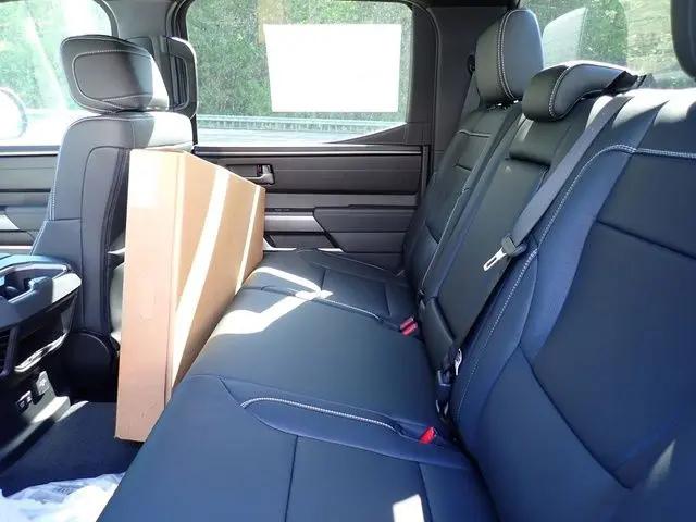 2026 Toyota Tundra SR5 CrewMax 5.5' Bed