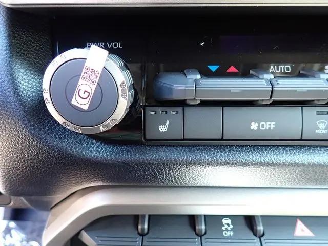 2026 Toyota Tundra SR5 CrewMax 5.5' Bed