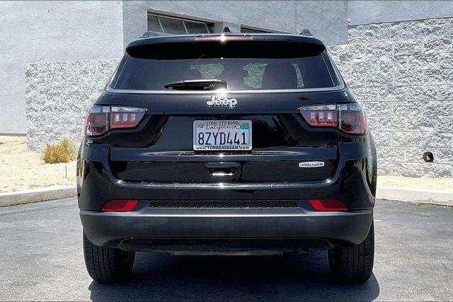 2022 Jeep Compass Latitude FWD