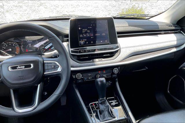 2022 Jeep Compass Latitude FWD