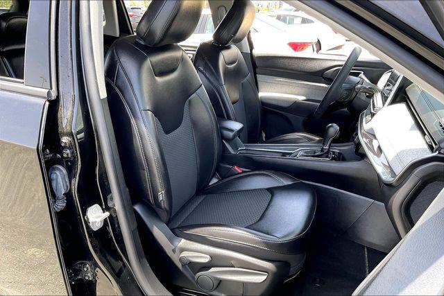 2022 Jeep Compass Latitude FWD