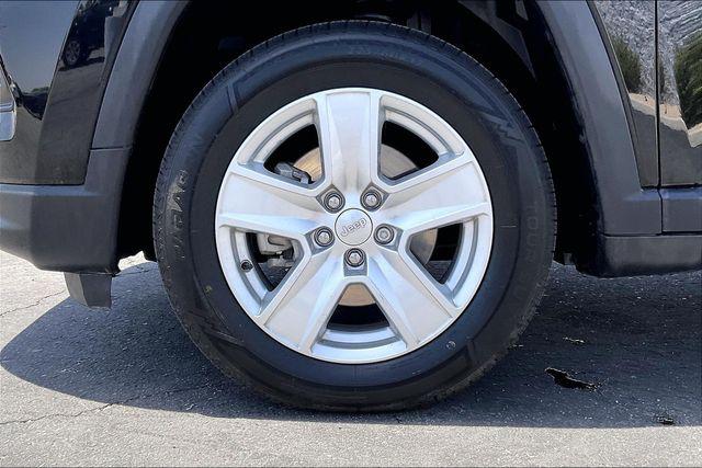 2022 Jeep Compass Latitude FWD