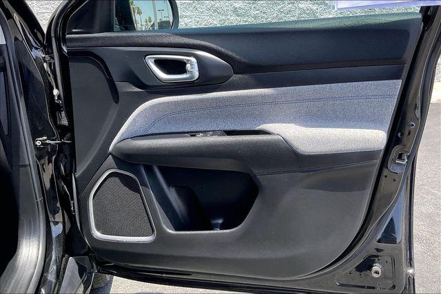 2022 Jeep Compass Latitude FWD