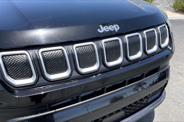 2022 Jeep Compass Latitude FWD