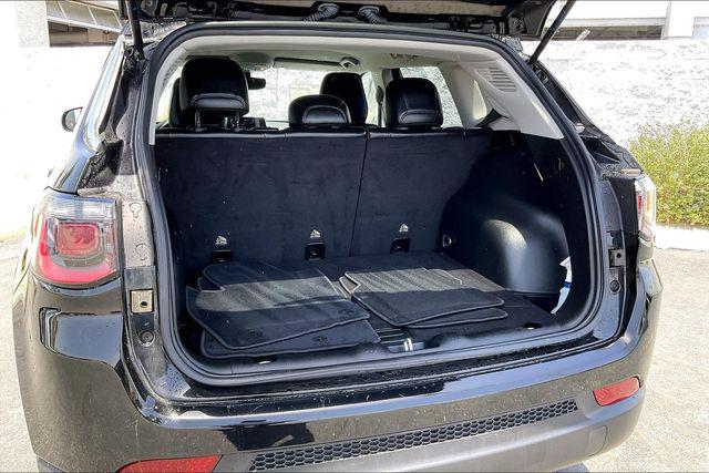 2022 Jeep Compass Latitude FWD