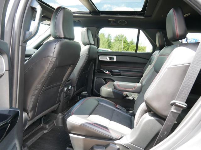 2024 Ford Explorer ST-Line