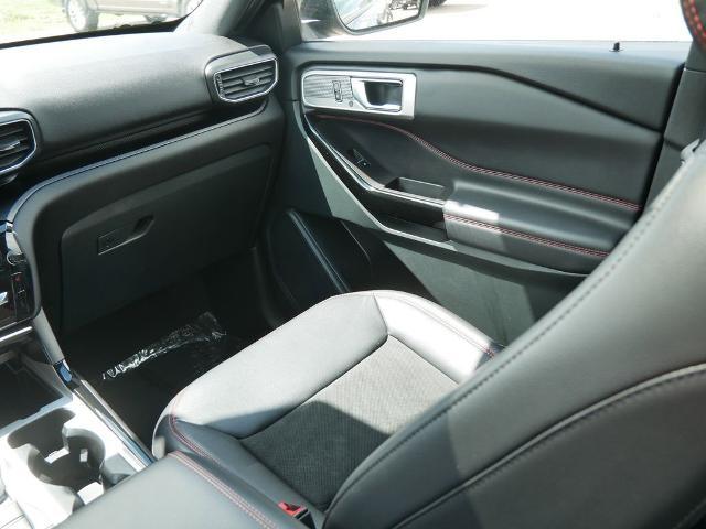 2024 Ford Explorer ST-Line