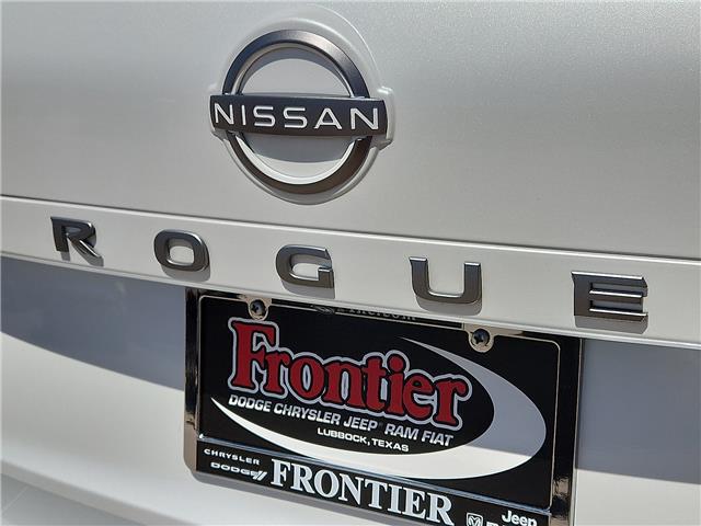 2025 Nissan Rogue SV FWD