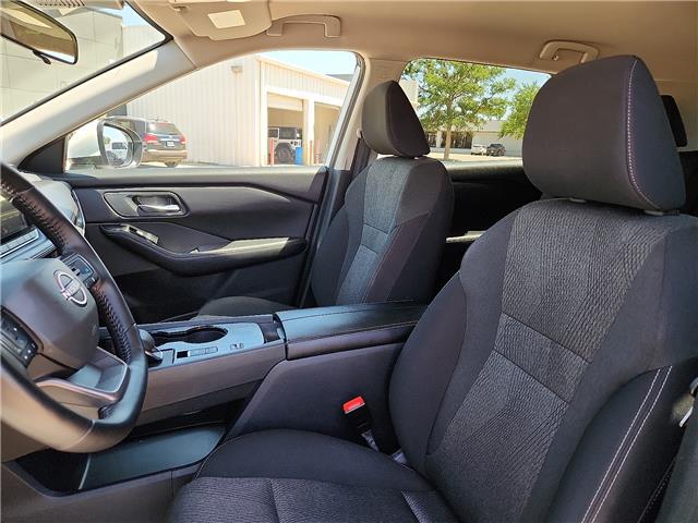 2025 Nissan Rogue SV FWD
