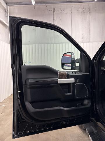2017 Ford F-350 LARIAT