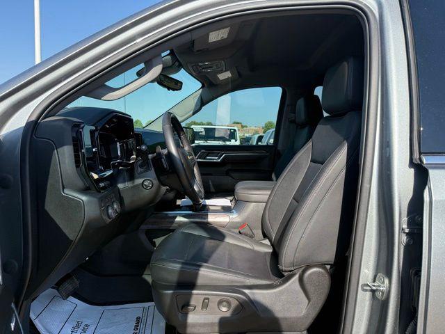 2023 Chevrolet Silverado 1500 4WD Crew Cab Short Bed LTZ