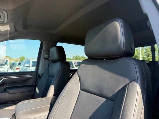 2023 Chevrolet Silverado 1500 4WD Crew Cab Short Bed LTZ
