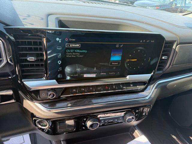 2023 Chevrolet Silverado 1500 4WD Crew Cab Short Bed LTZ