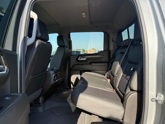 2023 Chevrolet Silverado 1500 4WD Crew Cab Short Bed LTZ
