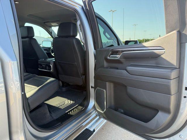 2023 Chevrolet Silverado 1500 4WD Crew Cab Short Bed LTZ