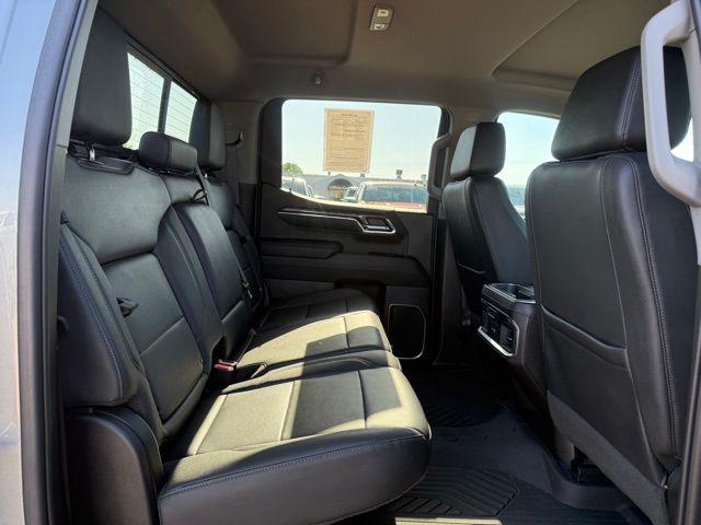 2023 Chevrolet Silverado 1500 4WD Crew Cab Short Bed LTZ