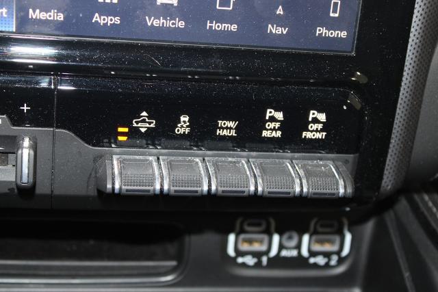 2023 Ram 1500 Limited Crew Cab 4x4 5'7" Box