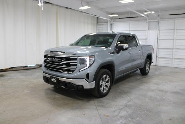 2023 GMC Sierra 1500 4WD Crew Cab Short Box SLT