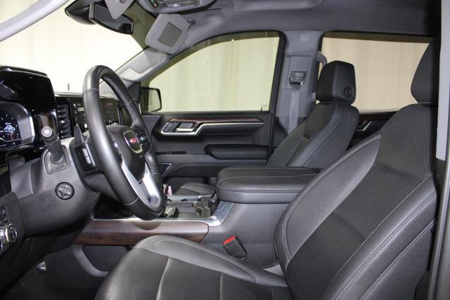 2023 GMC Sierra 1500 4WD Crew Cab Short Box SLT