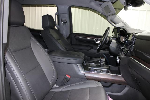 2023 GMC Sierra 1500 4WD Crew Cab Short Box SLT