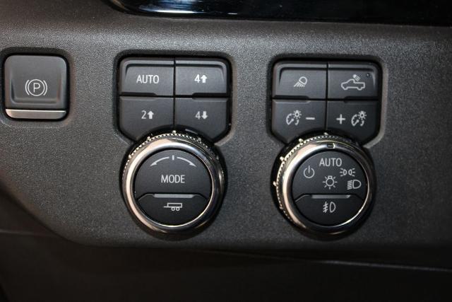 2023 GMC Sierra 1500 4WD Crew Cab Short Box SLT