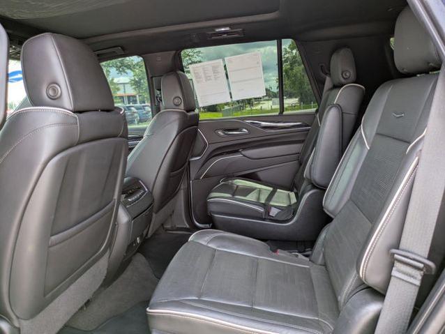 2022 Cadillac Escalade 4WD Sport
