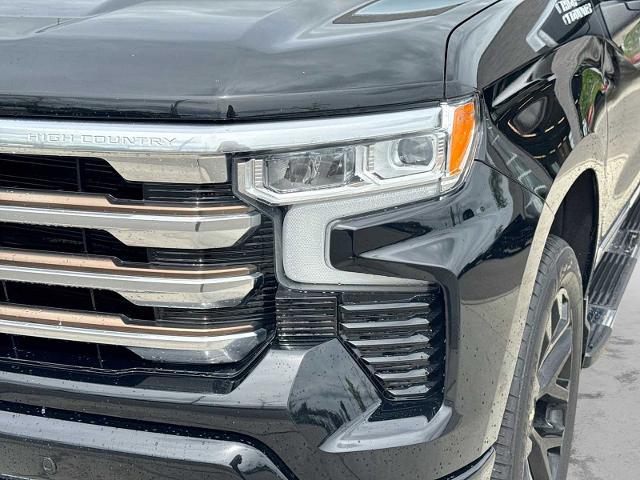 2022 Chevrolet Silverado 1500 4WD Crew Cab Short Bed High Country