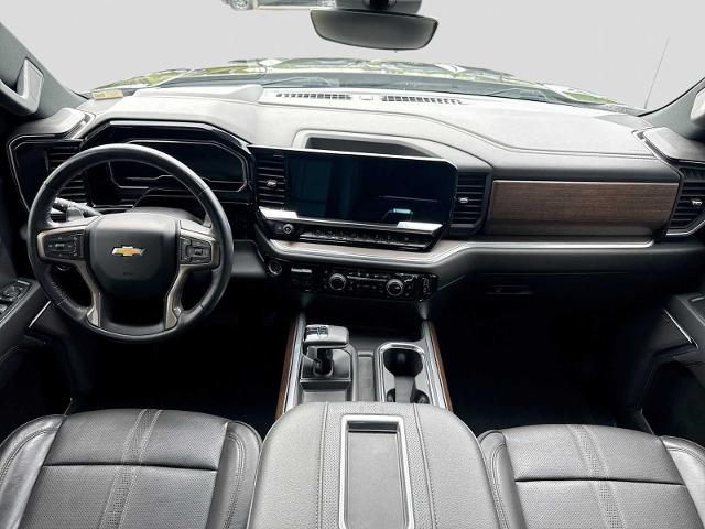 2022 Chevrolet Silverado 1500 4WD Crew Cab Short Bed High Country