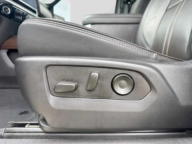 2022 Chevrolet Silverado 1500 4WD Crew Cab Short Bed High Country