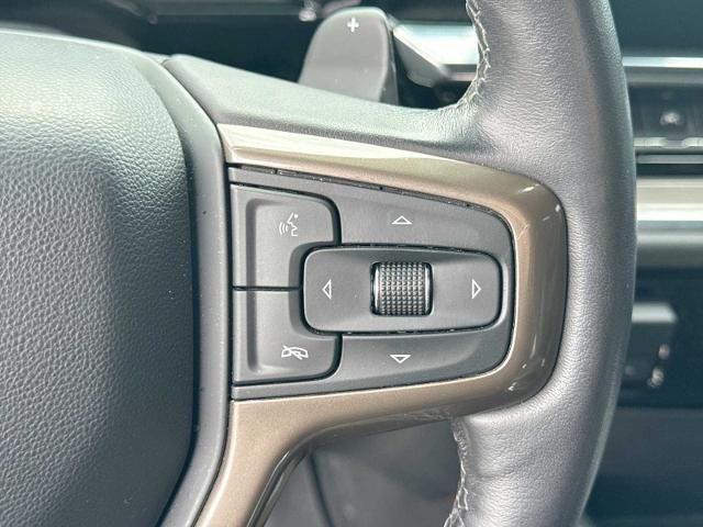 2022 Chevrolet Silverado 1500 4WD Crew Cab Short Bed High Country