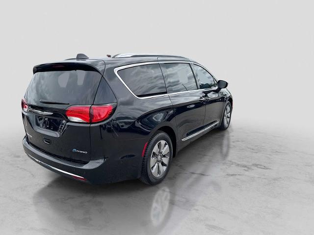 2018 Chrysler Pacifica Hybrid Limited