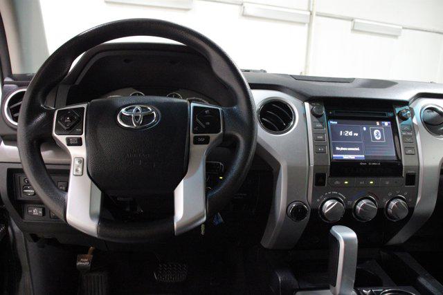 2017 Toyota Tundra SR5 5.7L V8
