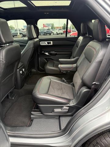 2024 Ford Explorer ST-Line