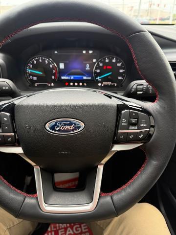 2024 Ford Explorer ST-Line