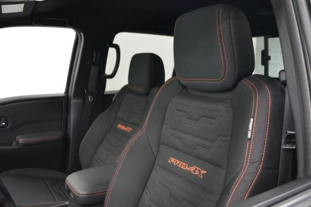 2024 Nissan Frontier Crew Cab PRO-4X 4x4