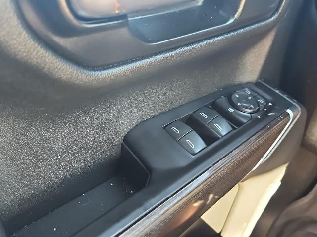 2021 Chevrolet Silverado 1500 4WD Crew Cab Short Bed RST