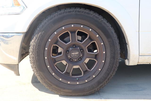 2017 Ram 1500 Laramie Crew Cab 4x2 5'7" Box