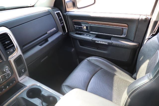 2017 Ram 1500 Laramie Crew Cab 4x2 5'7" Box