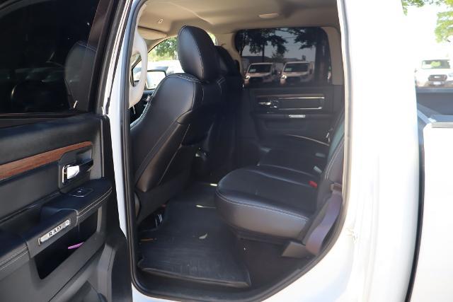 2017 Ram 1500 Laramie Crew Cab 4x2 5'7" Box