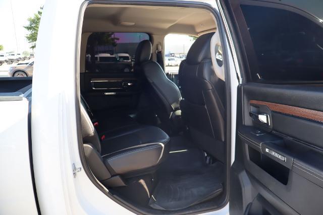 2017 Ram 1500 Laramie Crew Cab 4x2 5'7" Box