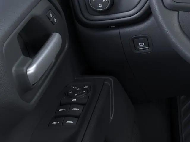 2026 Chevrolet Silverado 1500 4WD Crew Cab Short Bed Custom Trail Boss