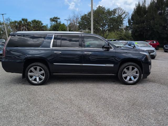 2019 Cadillac Escalade ESV Premium Luxury