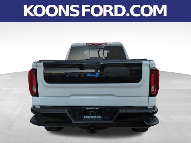 2025 GMC Sierra 1500 4WD Crew Cab Short Box AT4X